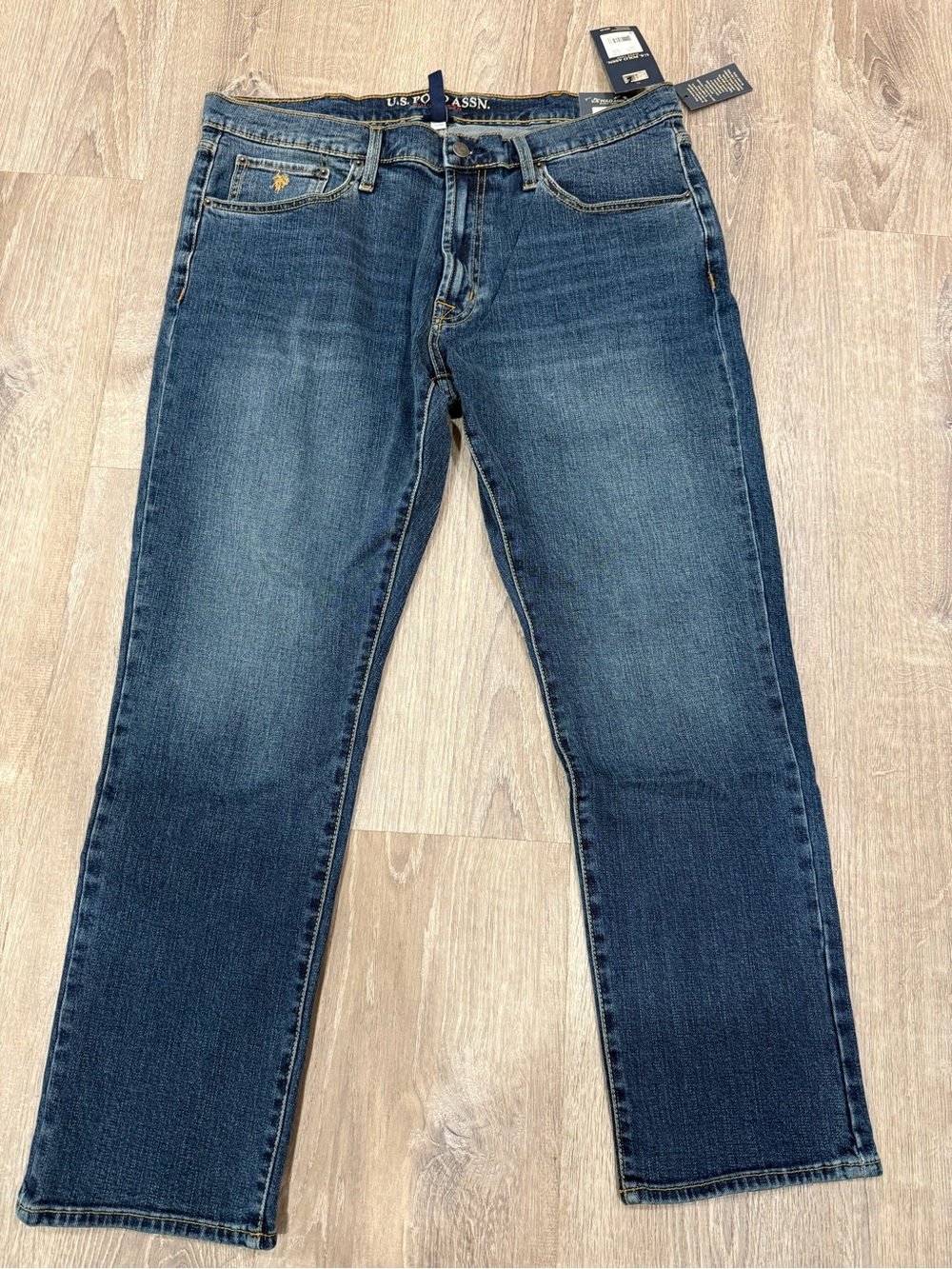 U.S. Polo Assn. Men’s Slim Straight Jeans 38x30 Medium Wash NWT